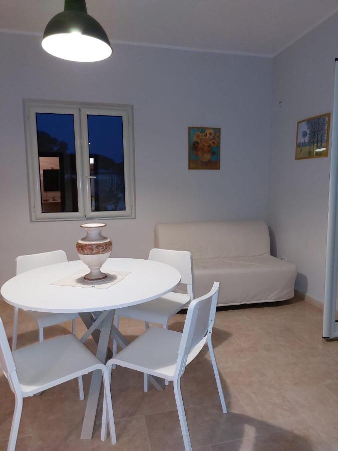 קסטל וולטורנו Esther Guest House מראה חיצוני תמונה