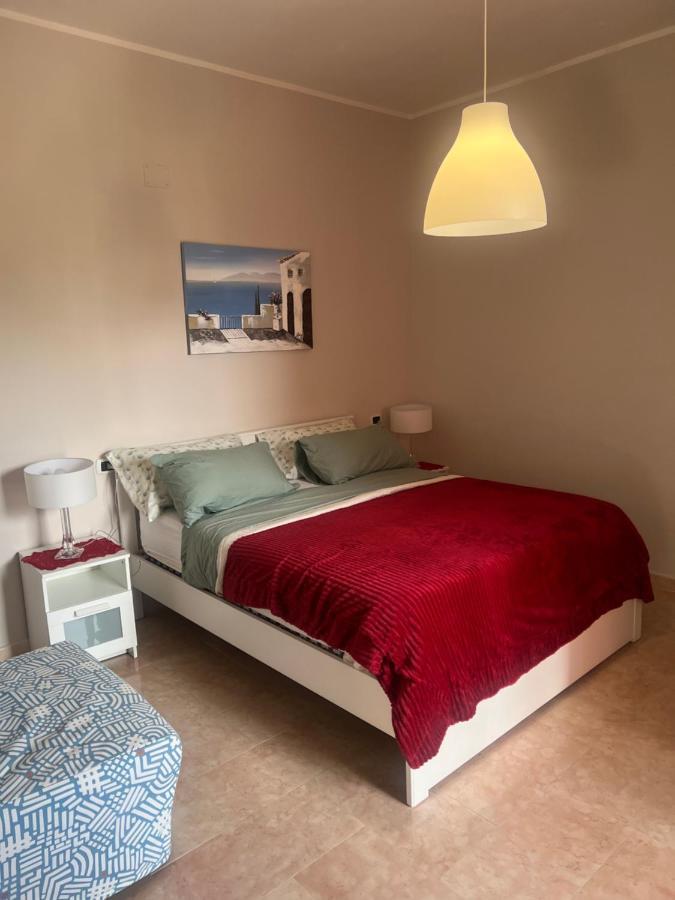 קסטל וולטורנו Esther Guest House מראה חיצוני תמונה